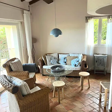 On The Seaside With Pool In Valmer