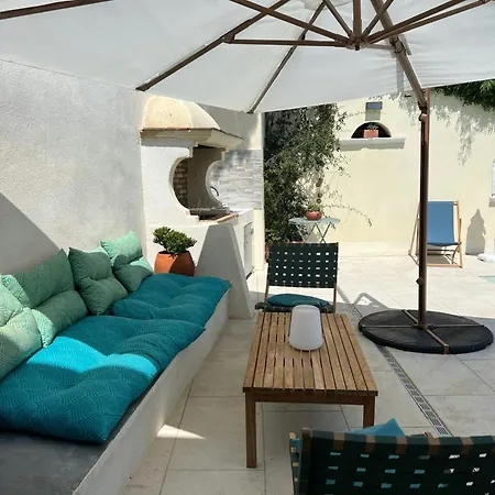 בית נופש On The Seaside With Pool In Valmer *